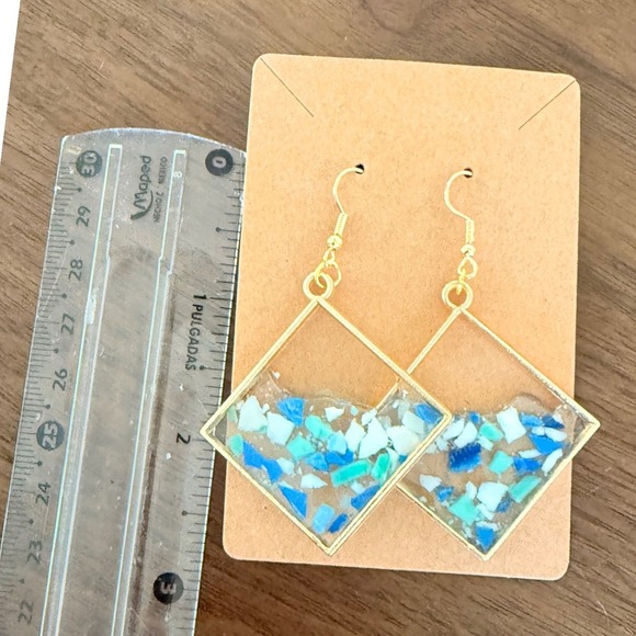 Square Drop Earrings Gold Tone Blue microplastic and resin Statement Jewelry - Picture 2 of 4